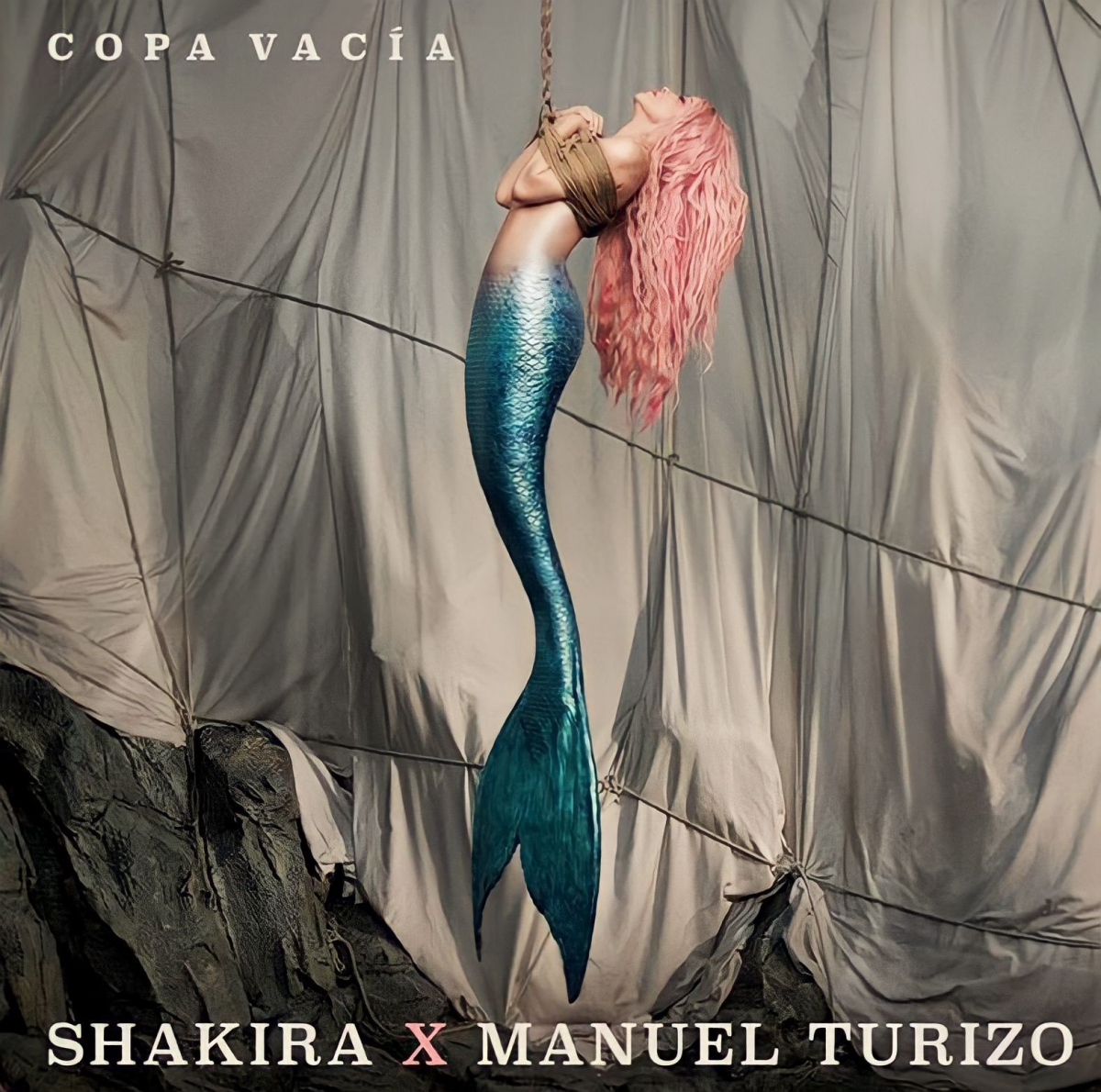 SHAKIRA - Copa Vacía
